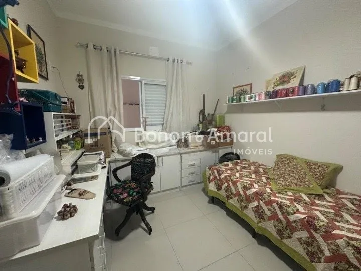 Imagem Casa com 196m² , 3 suítes, 5 banheiros, 4 vagas de garagem no Condomínio Campos do conde I Paulínia