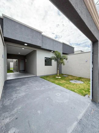 Casa 2/4 C Suite E Quintal No Parque Montreal