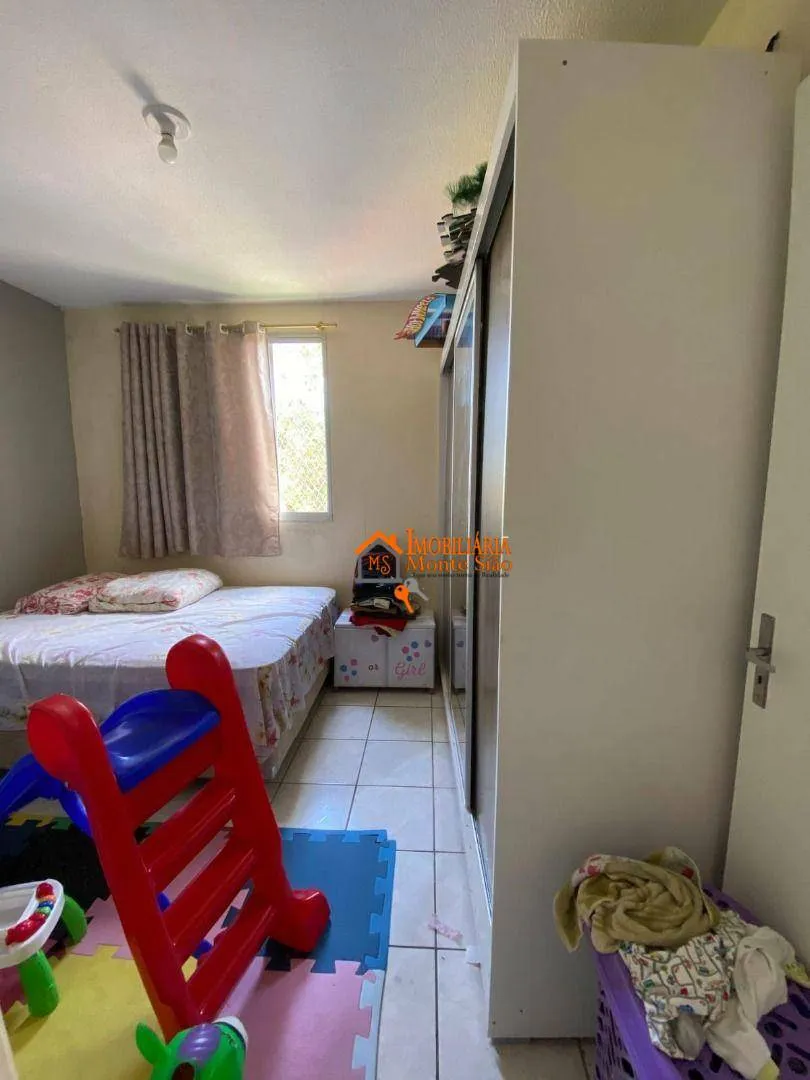 Imagem Apartamento com 2 dormitórios à venda, 45 m² por R$ 220.000,00 - Pimentas - Guarulhos/SP