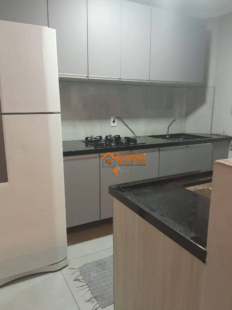 Imagem Apartamento com 2 dormitórios à venda, 45 m² por R$ 270.000 - Água Chata - Guarulhos/SP