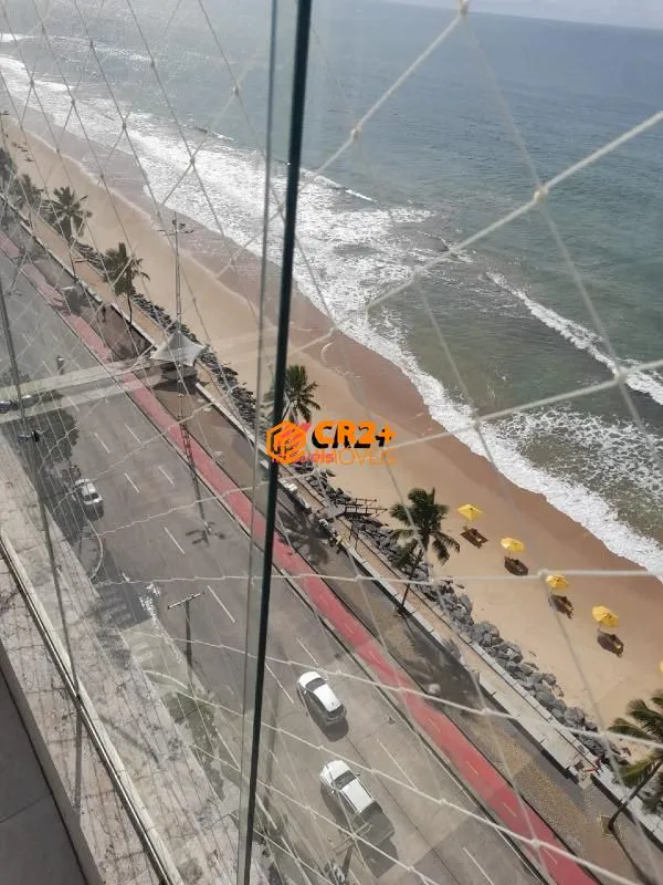 Imagem Cobertura a Venda com 5 Quartos, 3 suítes e Piscina com 460m² em Boa Viagem em R