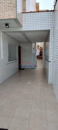 Imagem Sobreposta Baixa 3 Quartos Quintal Churrasqueira e Garagem a Venda