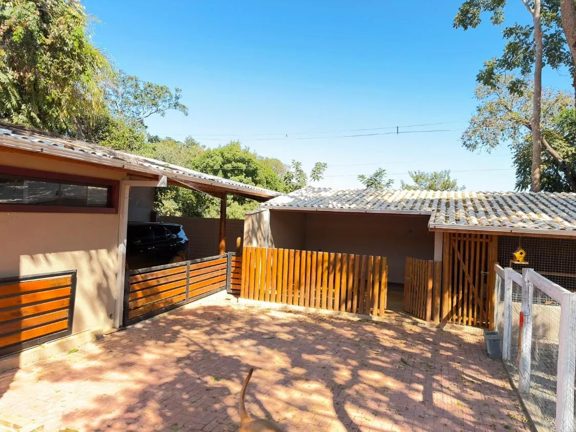 Imagem Rancho de Alto Padrão à Venda ?Com 40.000 m² de área total, Paraopeba/MG