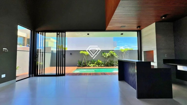 Imagem Sobrado 4 Suítes, 335 m² c/ lazer à venda no Condomínio Alphaville