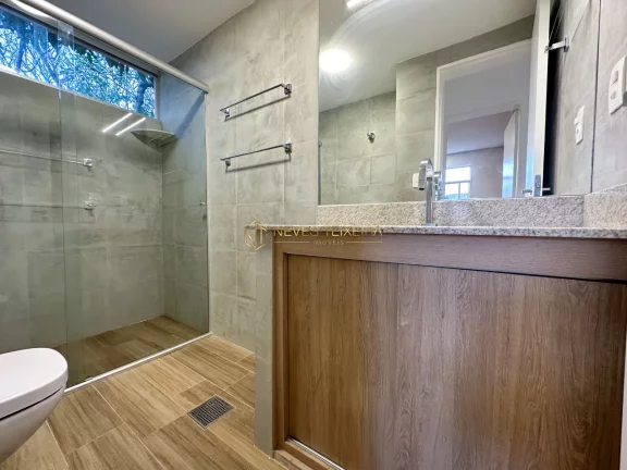 Imagem Nascente!!! Piso tido em Porcelanato!!! Ar condicionado!!! SQS 402!!!