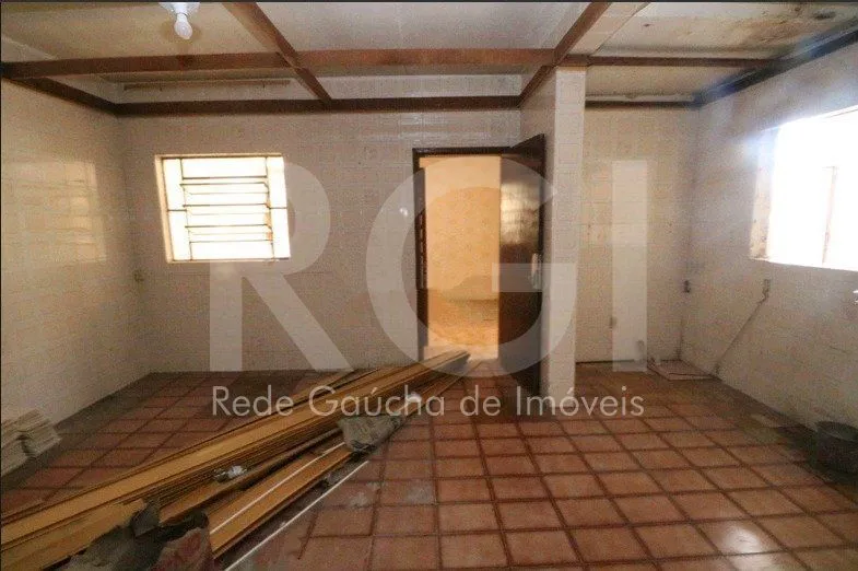 Imagem Casa para Venda - 280m², 3 dormitórios, 4 vagas - Cidade Baixa