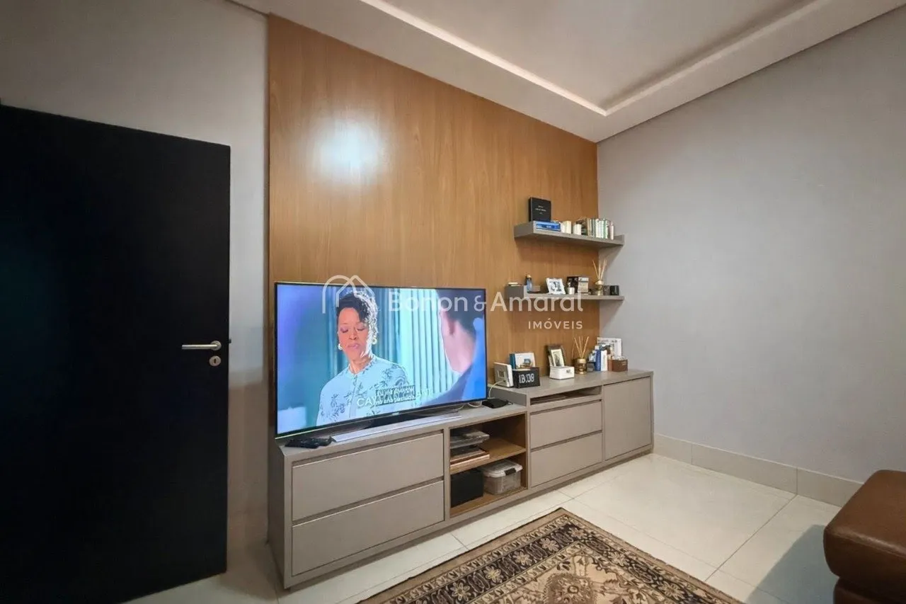 Imagem Sobrado à venda com 03 dormitórios no Condomínio Villa Lobos no Bairro Parque Brasil 500 em Paulínia SP