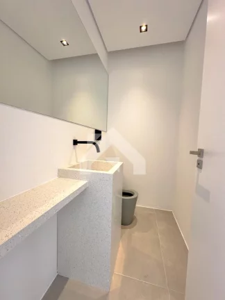 Imagem Casa de Condomínio em Alphaville - Santana de Parnaíba