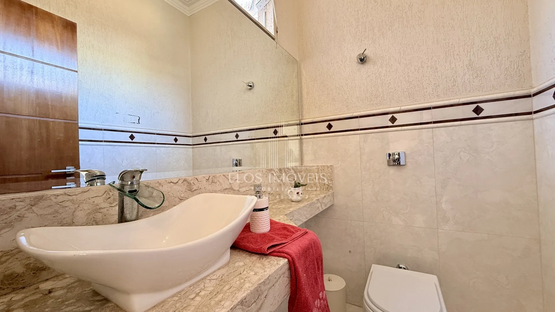 Imagem Sobrado de 3 quartos, 256m² no bairro Jardim Terras de Santa Elisa, em Limeira