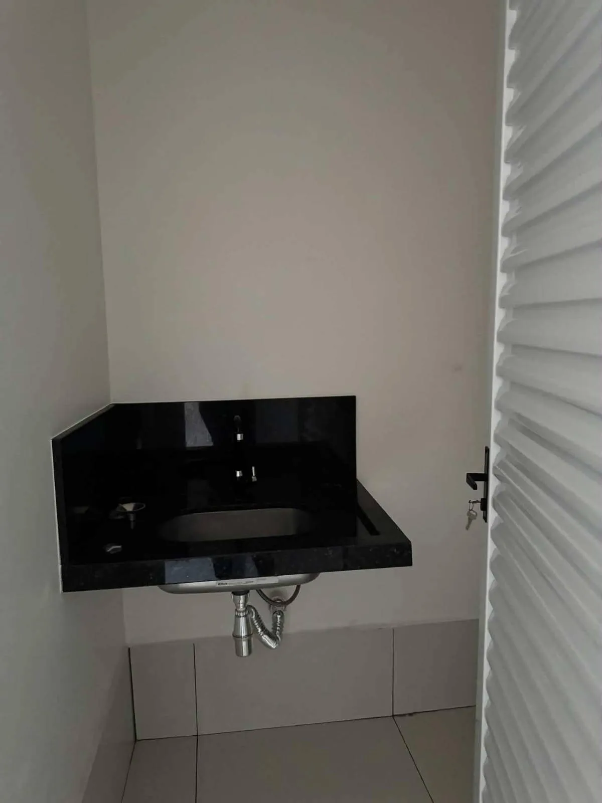 Imagem Prédio comercial para locação no bairro Araés