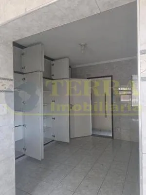 Imagem Sobrado com 5 quartos e 6 vagas no Jardim das Flores, Osasco - Academia