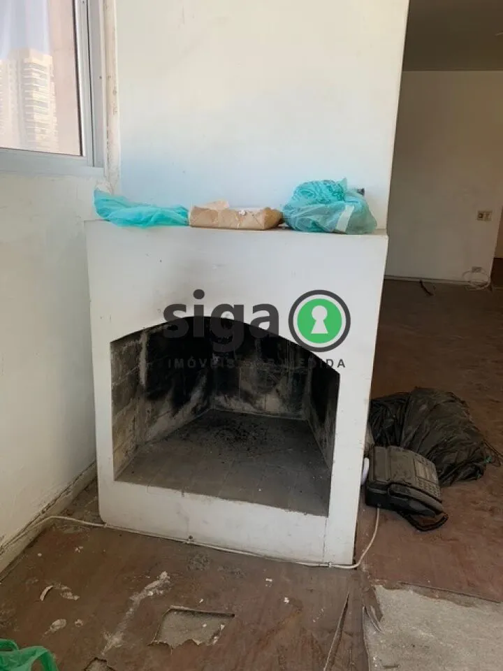 Imagem Vende Apartamento em Pinheiros, com 3 dormitórios e área externa todo ampliado