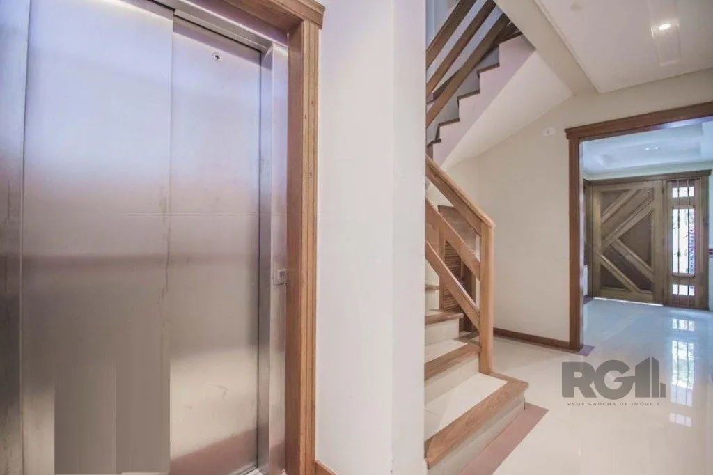 Imagem Vende-se excelente apartamento 2 quartos com suíte, 2 vagas cobertas, com churrasqueira - 68m² - Jardim Botânico