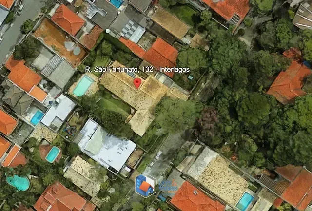 Imagem Casa para venda em Interlagos com 5 quartos, sendo 3 suítes, 370m²