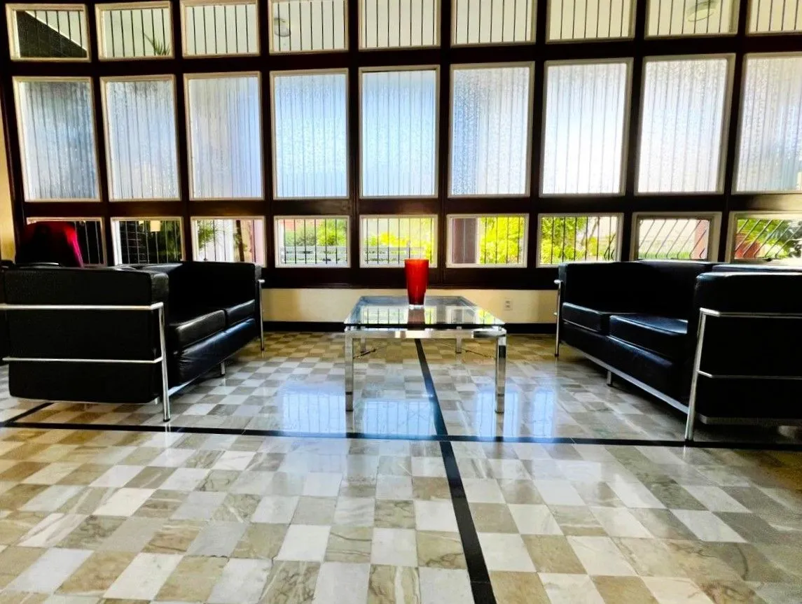 Imagem Excelente apartamento 3 dormitórios com vista para o Guaíba em frente a Santa Casa - Edif. Santa Tecla