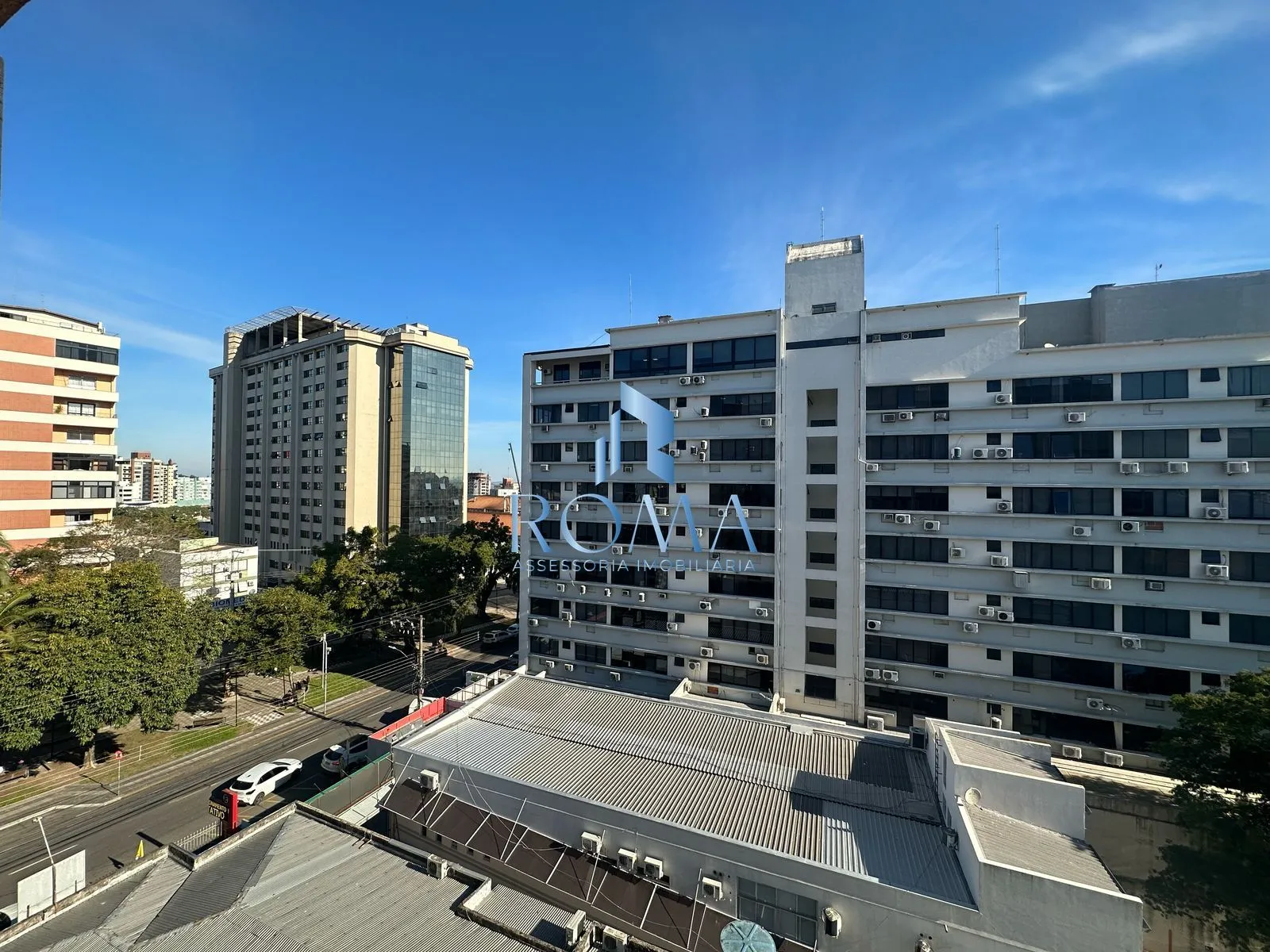 Imagem Apartamento semimobiliado de 03 dormitórios no Centro de Santa Maria.