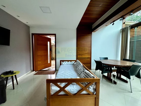 Imagem GRANDIOSA CASA SOFISTICADA E ELEGANTE C/ 3 DORMITORIOS E 4 BANHEIROS VENDA OU LOCAÇÃO