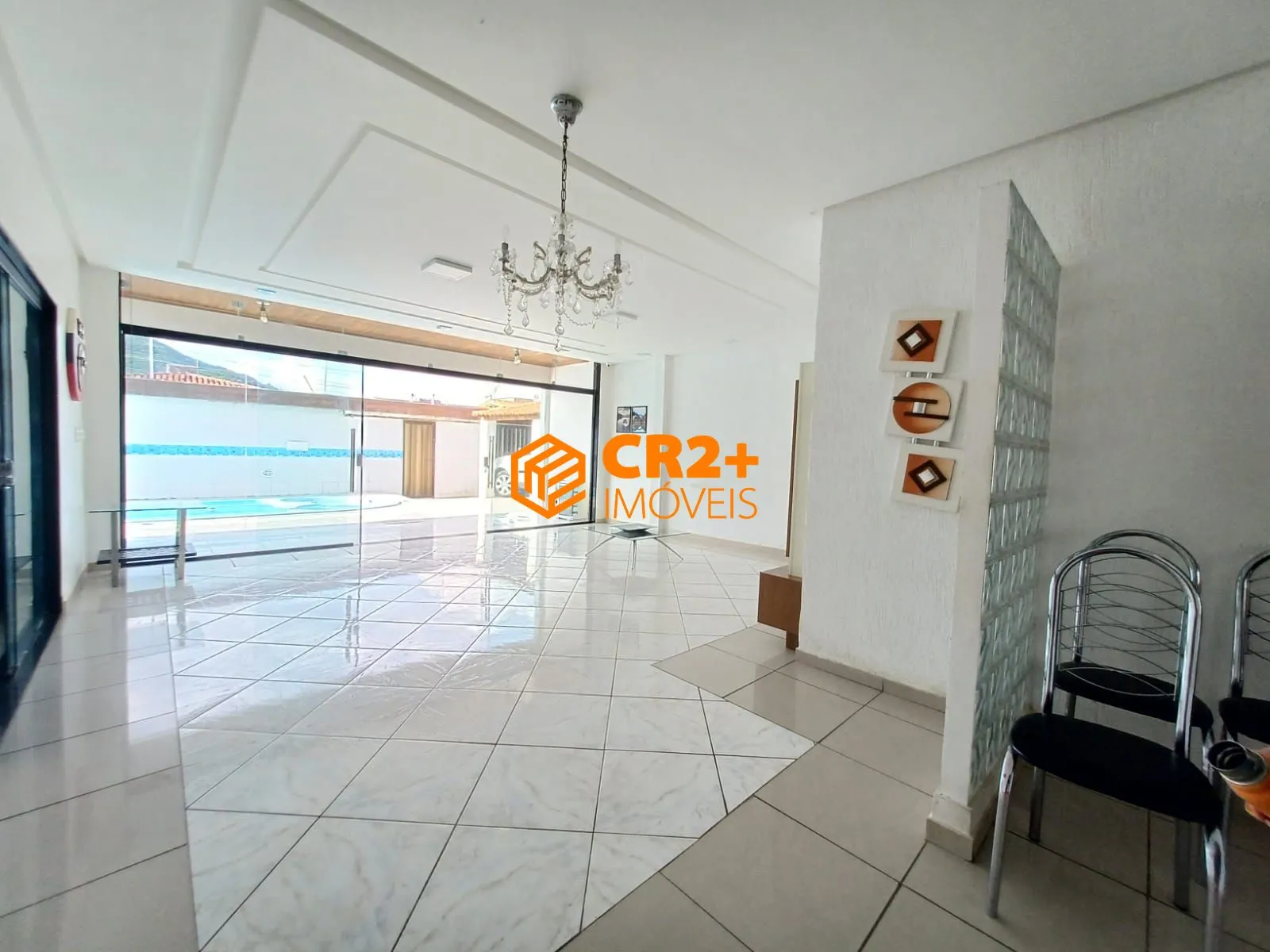 Imagem Casa 6 dormitórios à venda Centro Pesqueira/PE