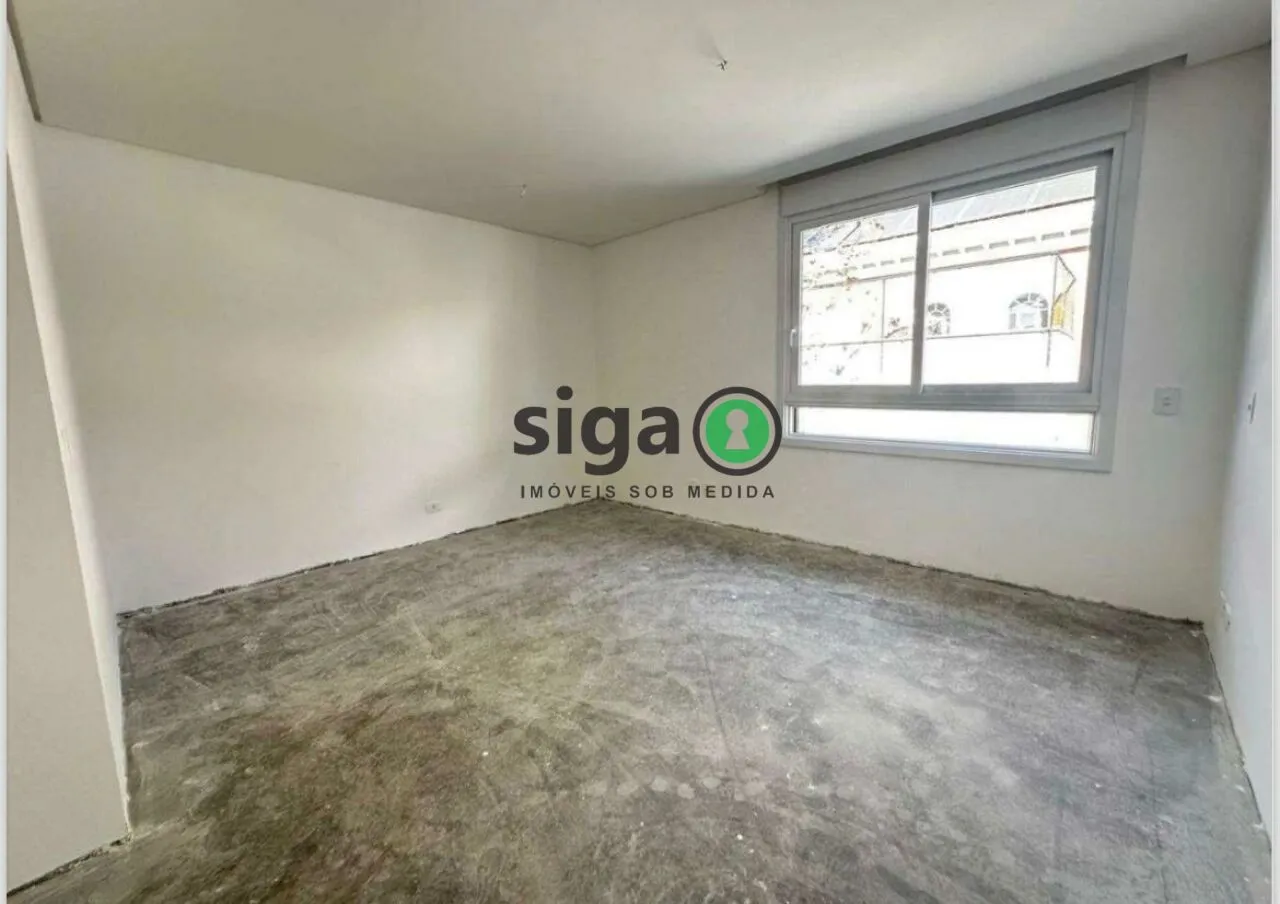 Imagem Casa em condomínio à Venda no Alto da Boa Vista com 4 quartos