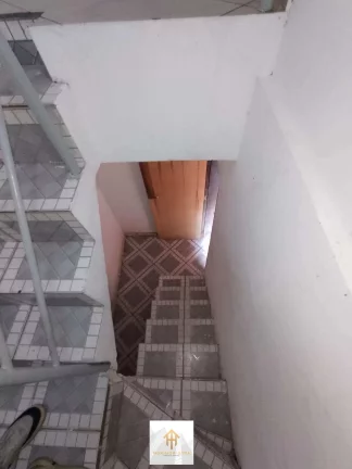 Imagem Sobrado à venda, com 5 quartos, 100m2