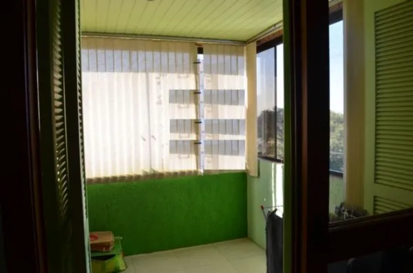 Imagem Apartamento para Venda - 71.75m², 2 dormitórios, 1 vaga - Petrópolis