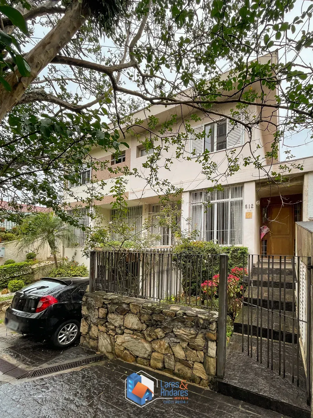 Imagem Sobrado para venda em Vila Madalena com 5 quartos, sendo 2 suítes, 256m²