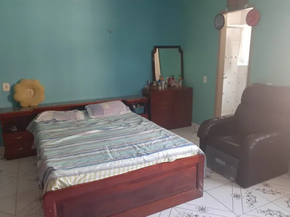Imagem Casa com 4 Quartos à Venda, 216 m² em Curió-Utinga - Belém