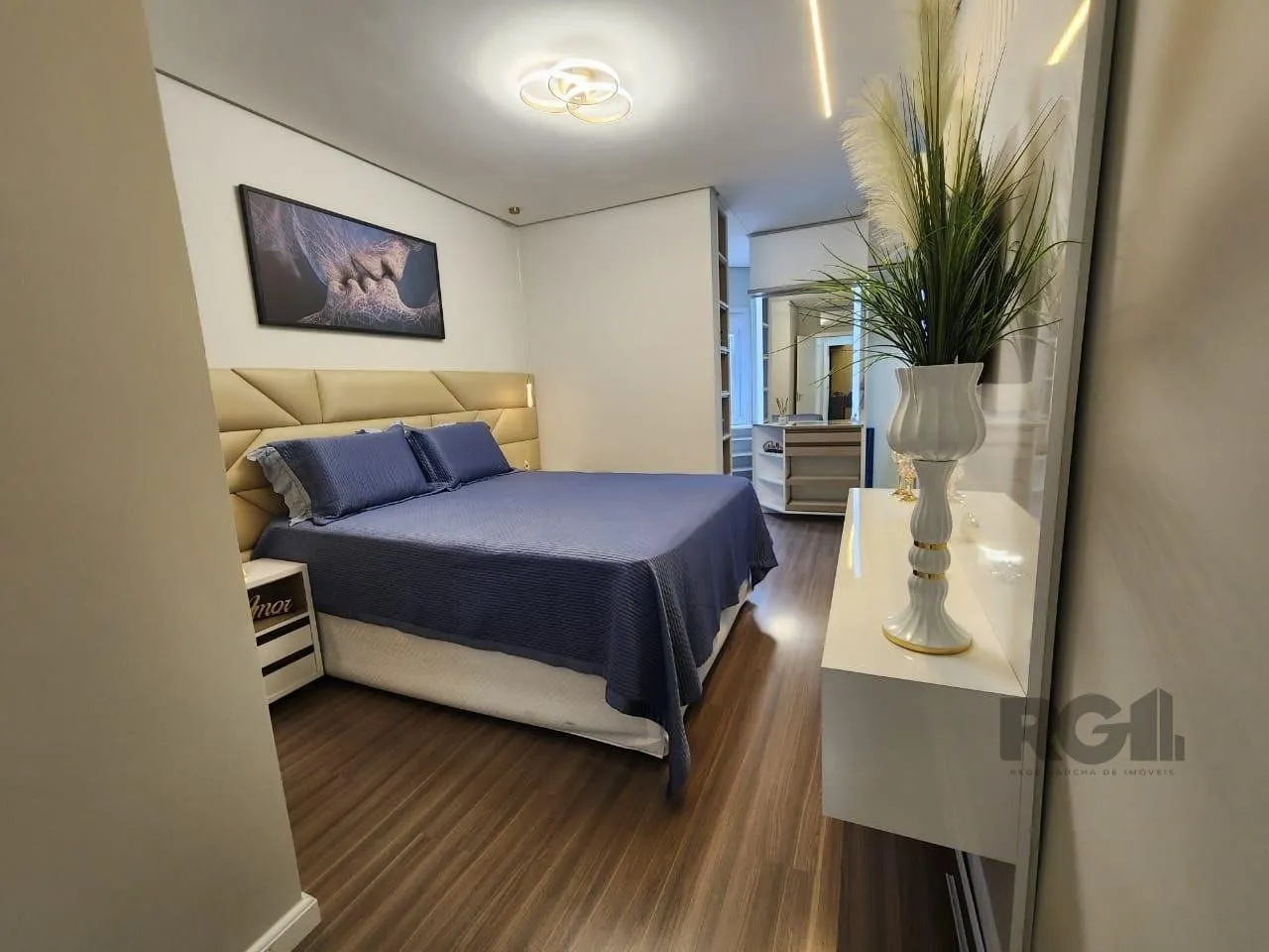 Imagem Casa em condomínio, 3 dorms, 1 suíte, 2 vagas bairro vale Ville