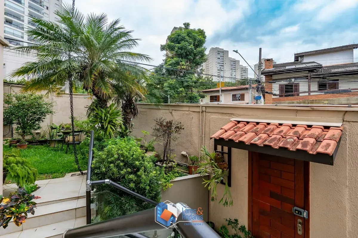Imagem Casa para venda em Vila Suzana com 5 quartos, sendo 4 suítes, 373m²