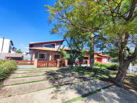 Imagem Casa de Campo com Piscina e Área Gourmet no Ninho Verde 1.