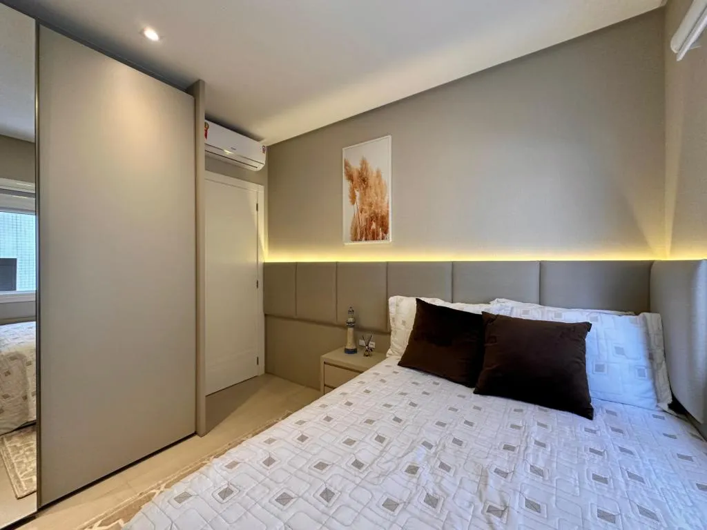 Foto do imóvel: Apartamento 3 Dormitórios - Bairro Navegantes em Rua Sepé