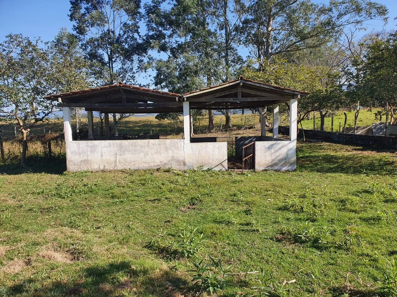 Imagem Chácara à venda 2 Quartos, 50000M², Zona Rural, Potim - SP