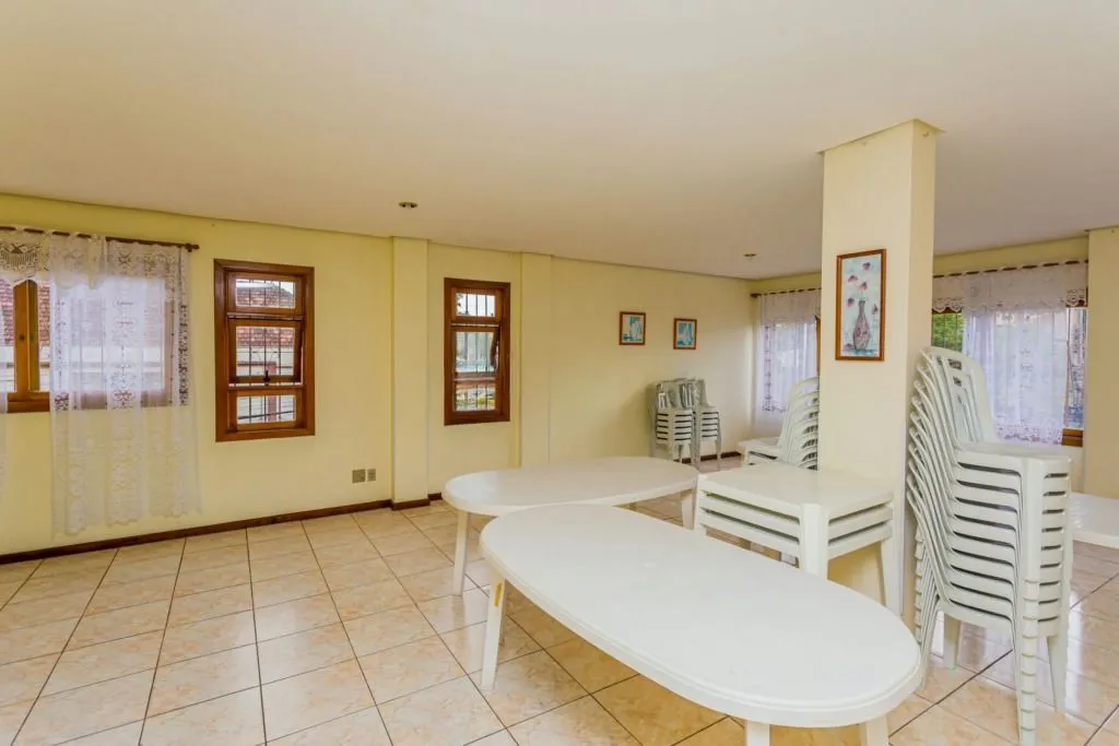 Imagem Duplex Reformado com 2 Dormitórios e 1 Vaga - Pronto para Morar