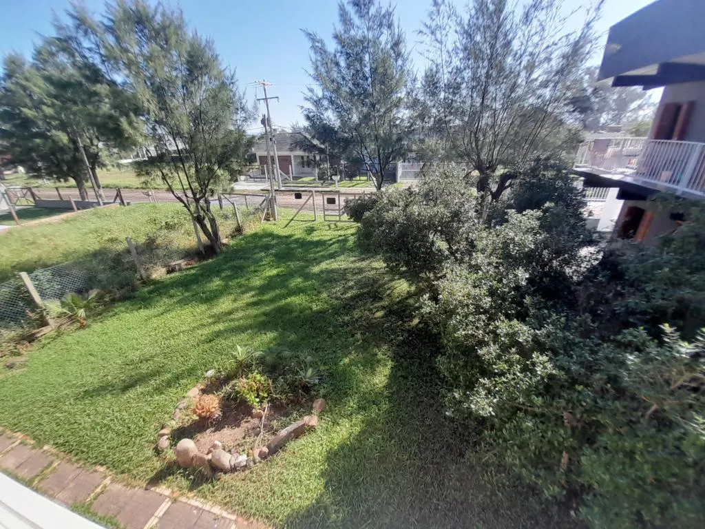 Imagem Sobrado 3 Dormitórios - Bairro Zona Norte