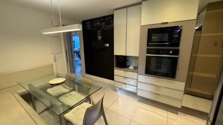 Imagem Apartamento com 250m, 3 quartos em Casa Forte