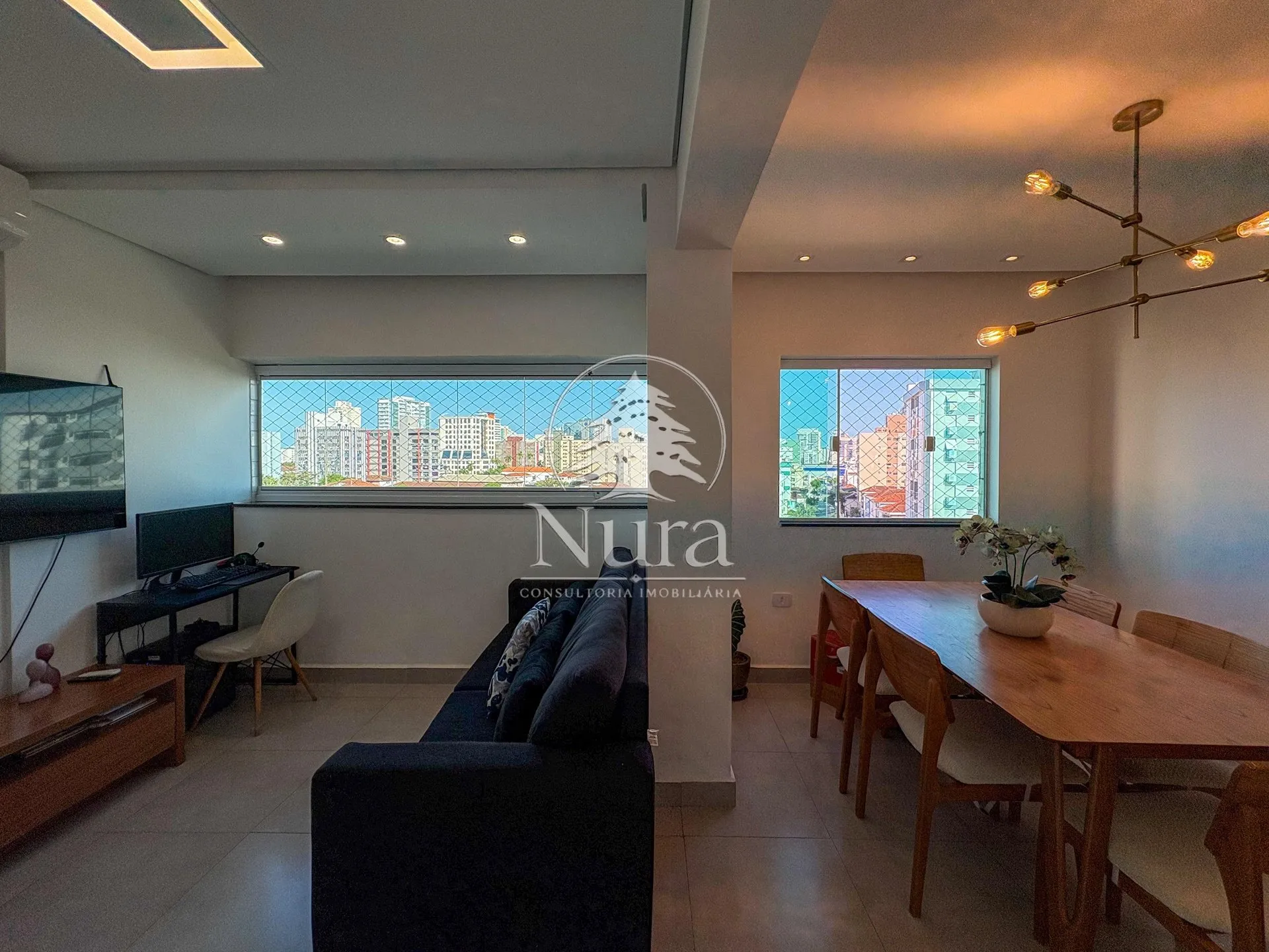 Imagem Apartamento de 2 quartos, 72m² no bairro Campo Grande, em Santos