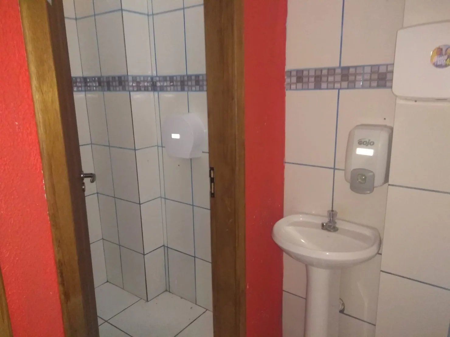Imagem Comercial para Locação 300M², Jardim das Nações, Taubaté - SP