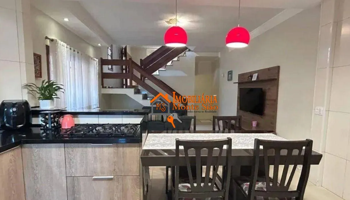 Imagem Sobrado com 3 dormitórios à venda, 178 m² por R$ 900.000 - Jardim Barbosa - Guarulhos/SP