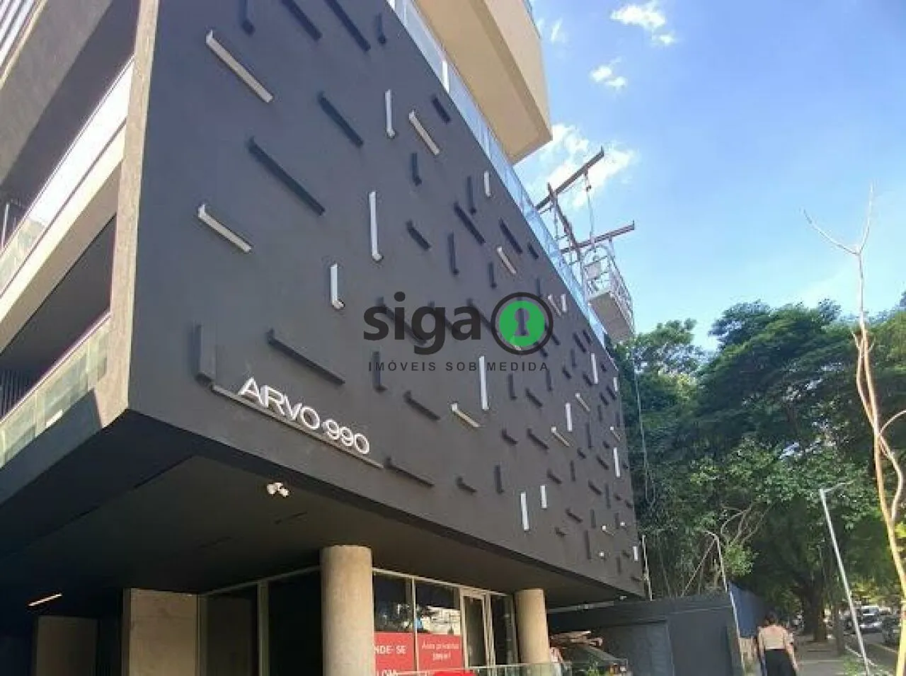 Imagem Loja para locação com 389m², 2 banheiros, fachada Ativa, em Pinheiros, no contrapiso