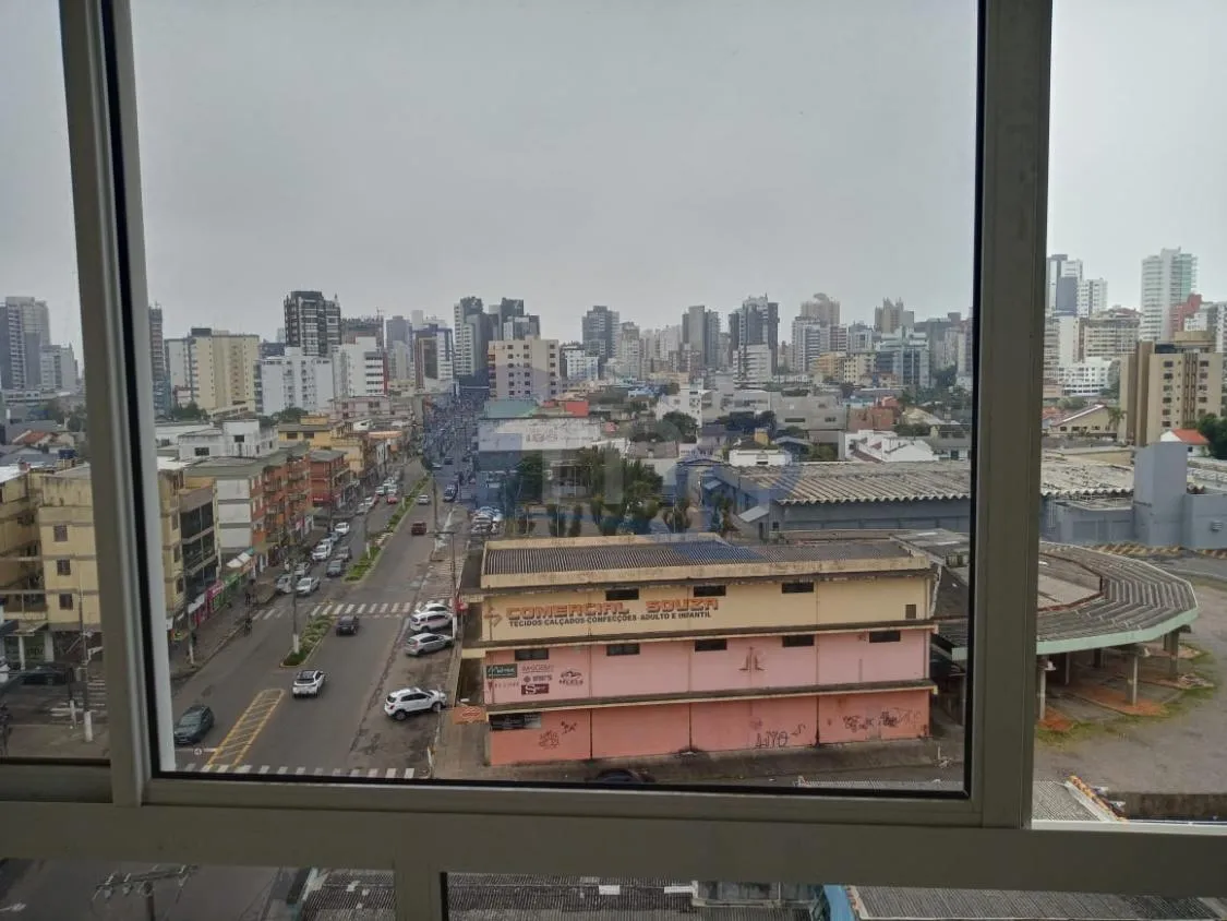 Imagem Apartamento a venda com 3 dormitorios no centro de Torres/RS