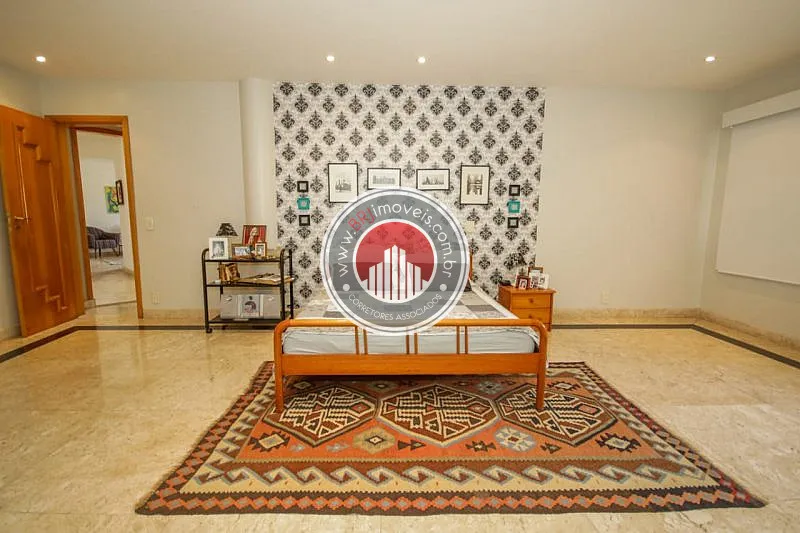 Imagem Casa Alto Padrão a Venda no bairro Barra da Tijuca - Rio de Janeiro, RJ