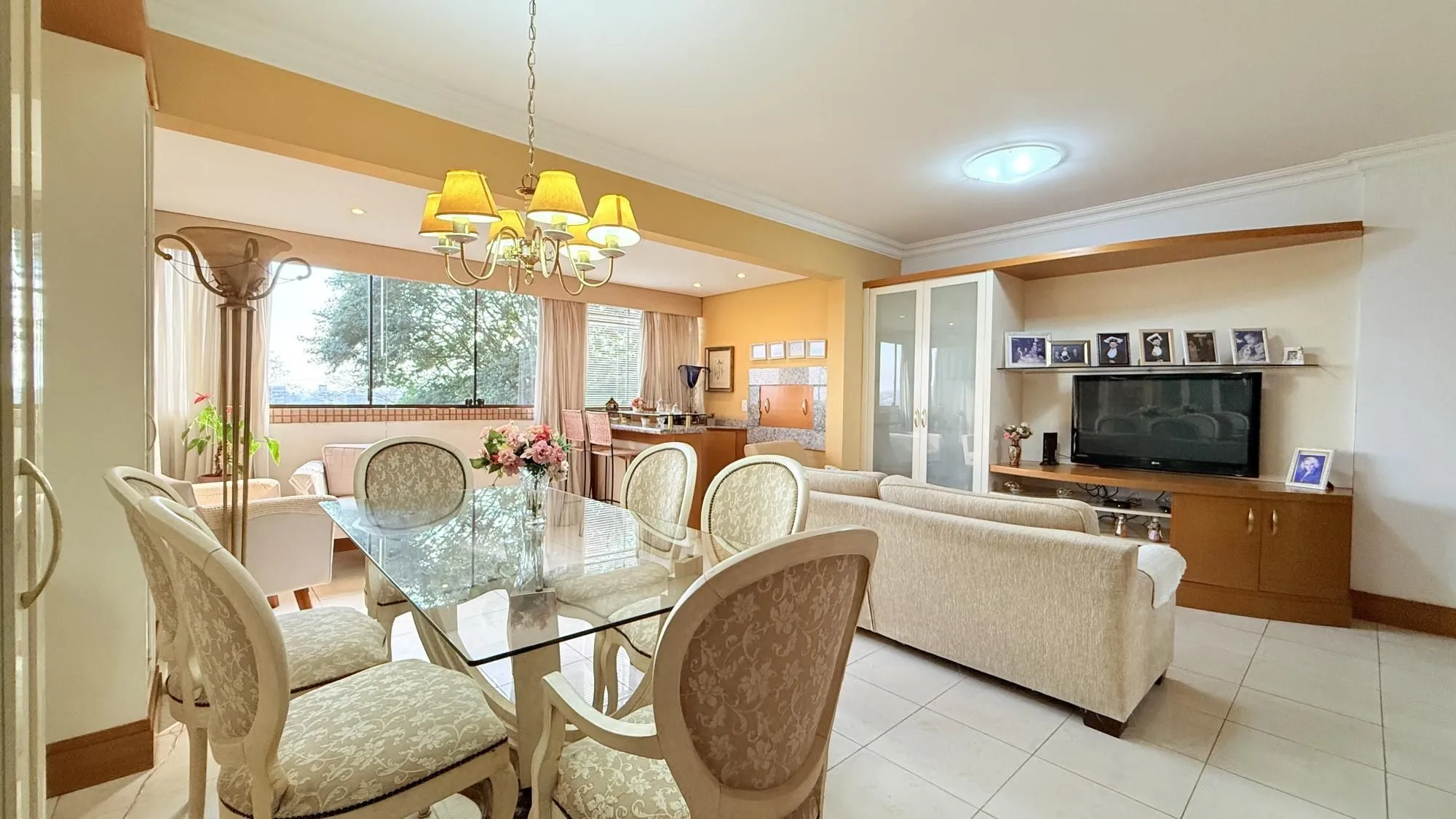 Imagem Lindo Apartamento com 3 dormitório 1 suíte com vista para o Jardim Botânico