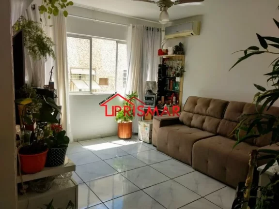 Imagem Vende Apartamento 2 dormitórios Marapé, proximo ao orquidario, Santos