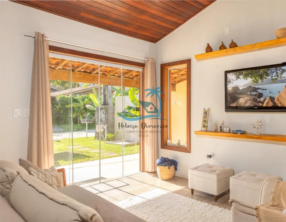 Imagem Casa térrea em condomínio fechado no Horto Florestal em Ubatuba