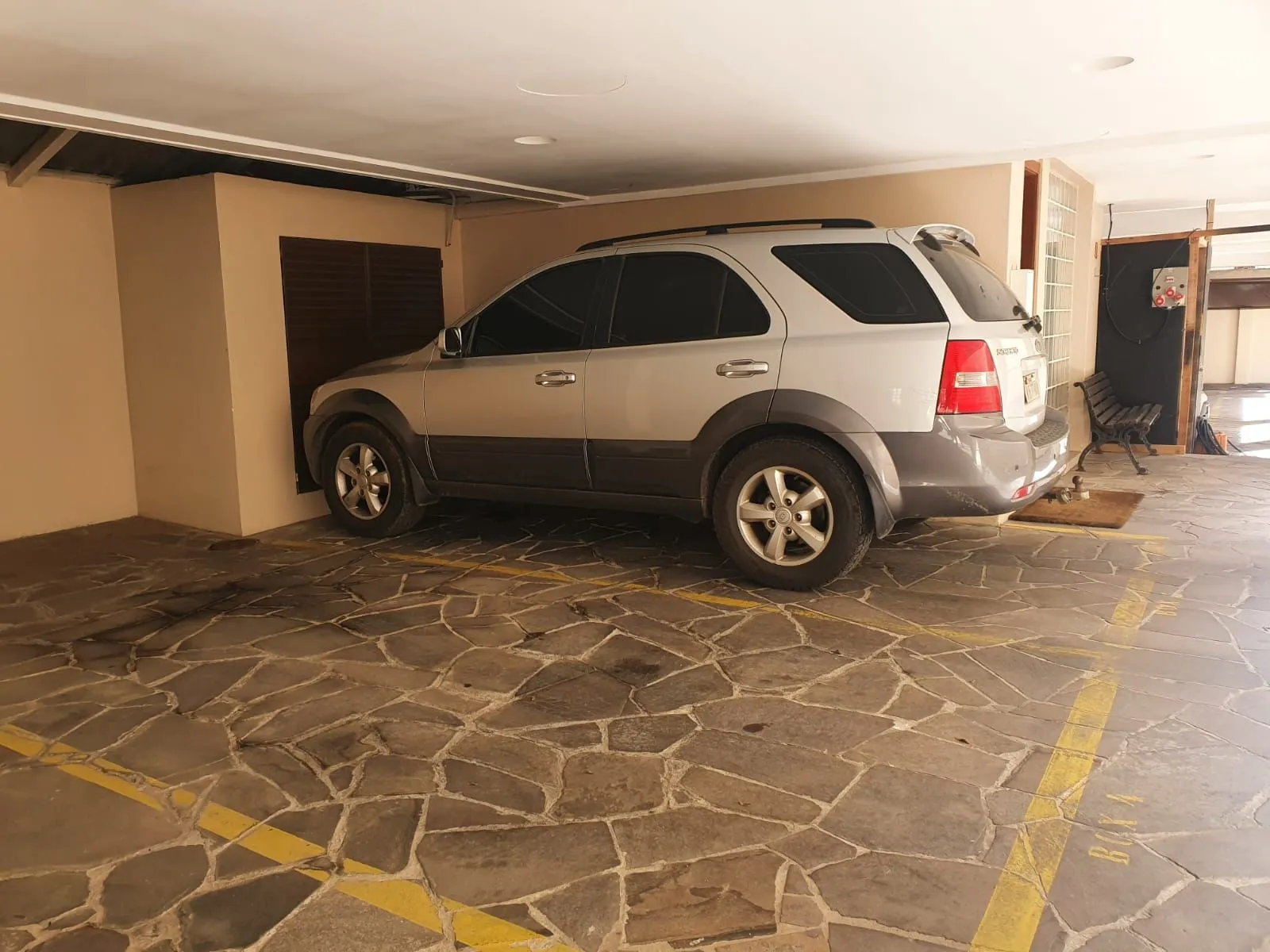 Imagem Apartamento de 2 dormitórios no bairro Azenha para comprar