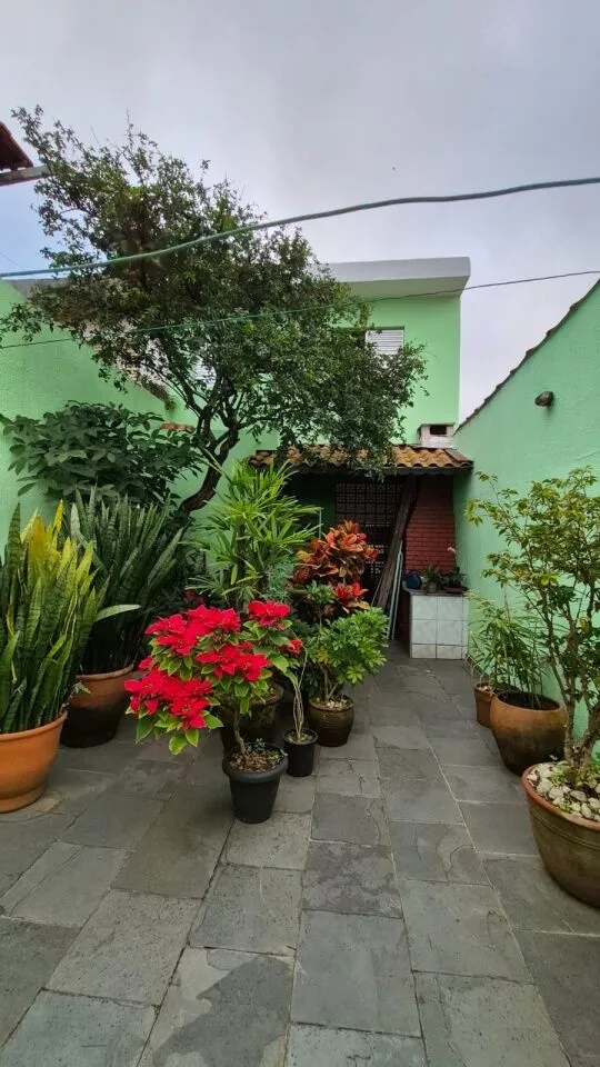 Imagem CASA PARA VENDA COM 130 METROS 3 QUARTOS NA REGIAO DO CAMPO LIMPO