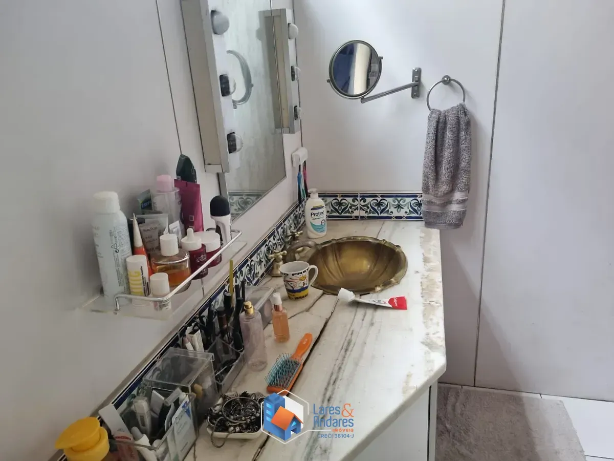 Imagem Casa de vila para venda em Chácara Monte Alegre com 3 quartos, sendo 1 suíte, 194m²