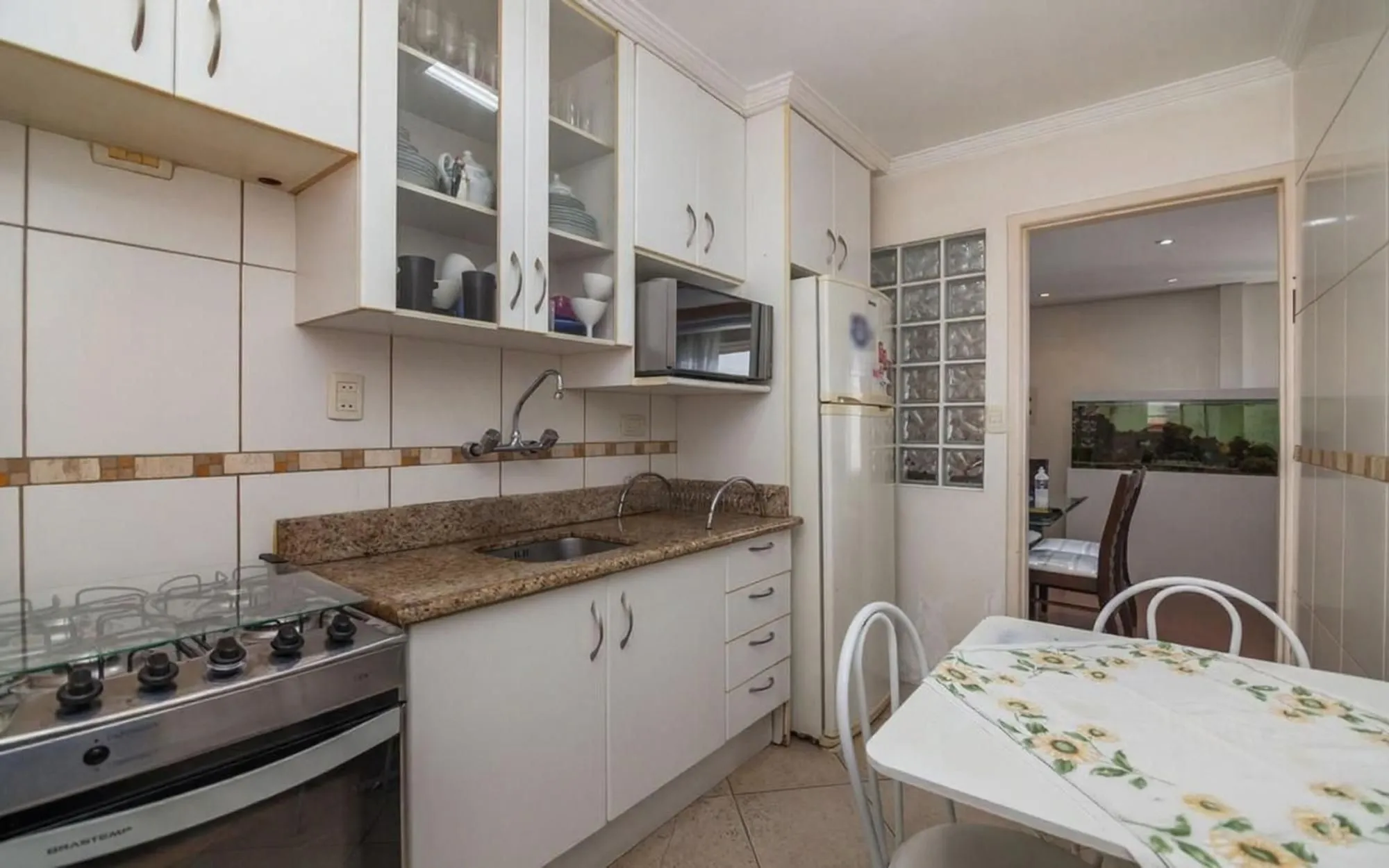Imagem Vende-se apartamento com 2 quartos, 73m² e 1 vaga - Mont'Serrat