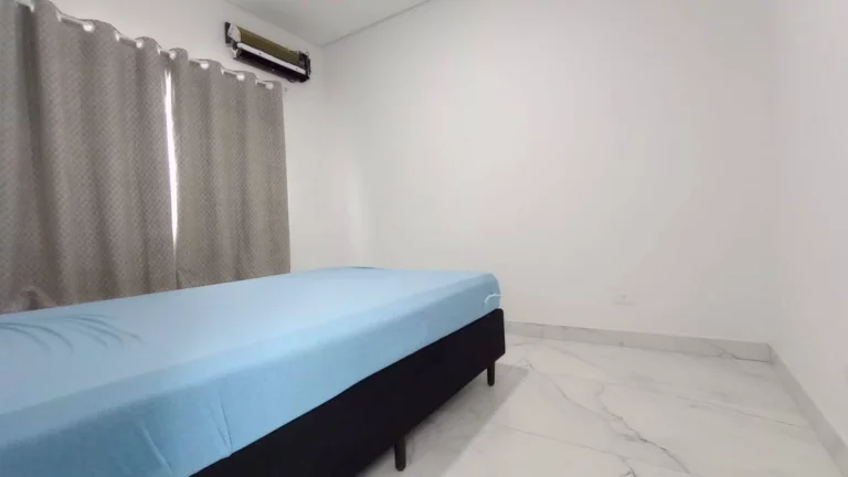 Imagem SOBRADO, 3 QUARTOS SENDO 1 SUÍTE, BARRA DO SAI