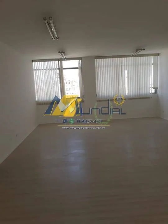 Imagem Vendo Sala Comercial em Santo André, Centro, Av Portugal